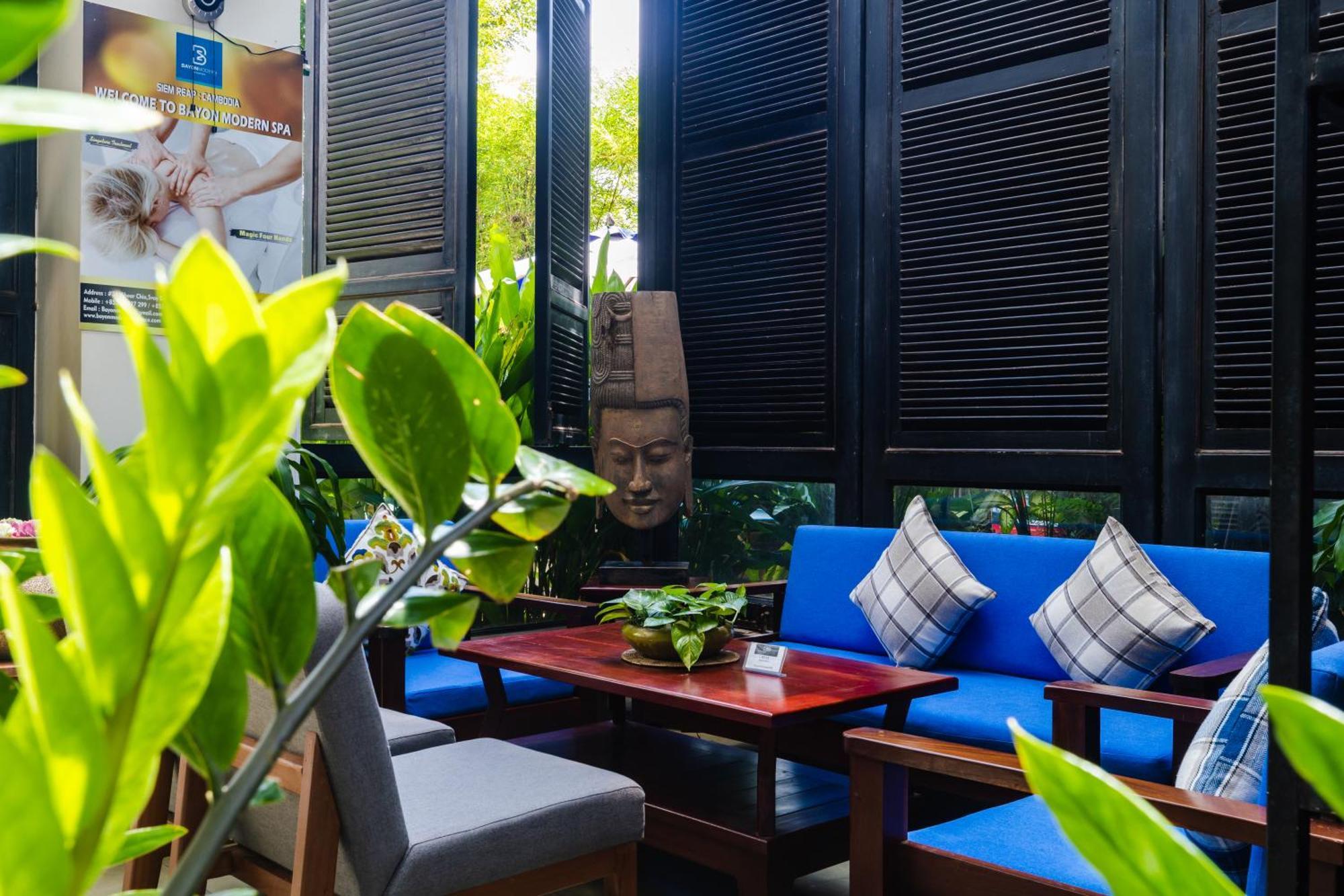 Bayon Modern Residence Siem Reap Bagian luar foto