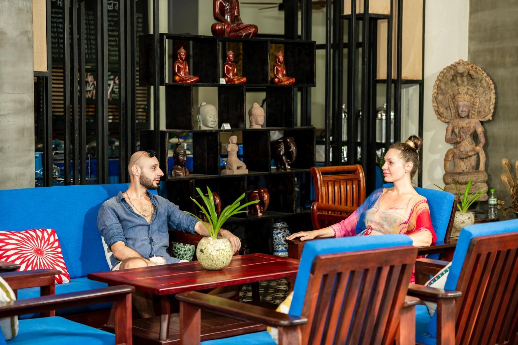 Bayon Modern Residence Siem Reap Bagian luar foto