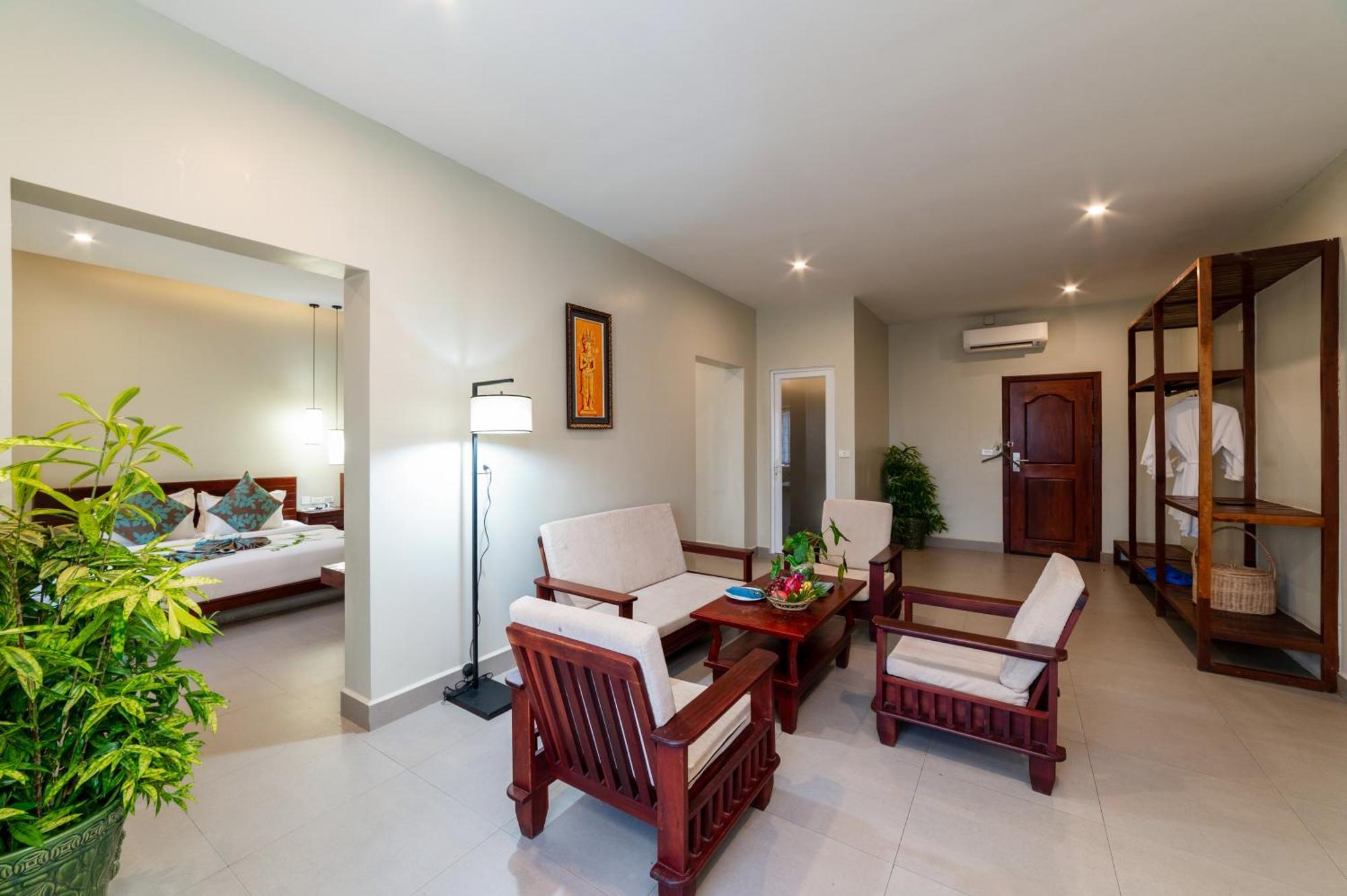 Bayon Modern Residence Siem Reap Bagian luar foto