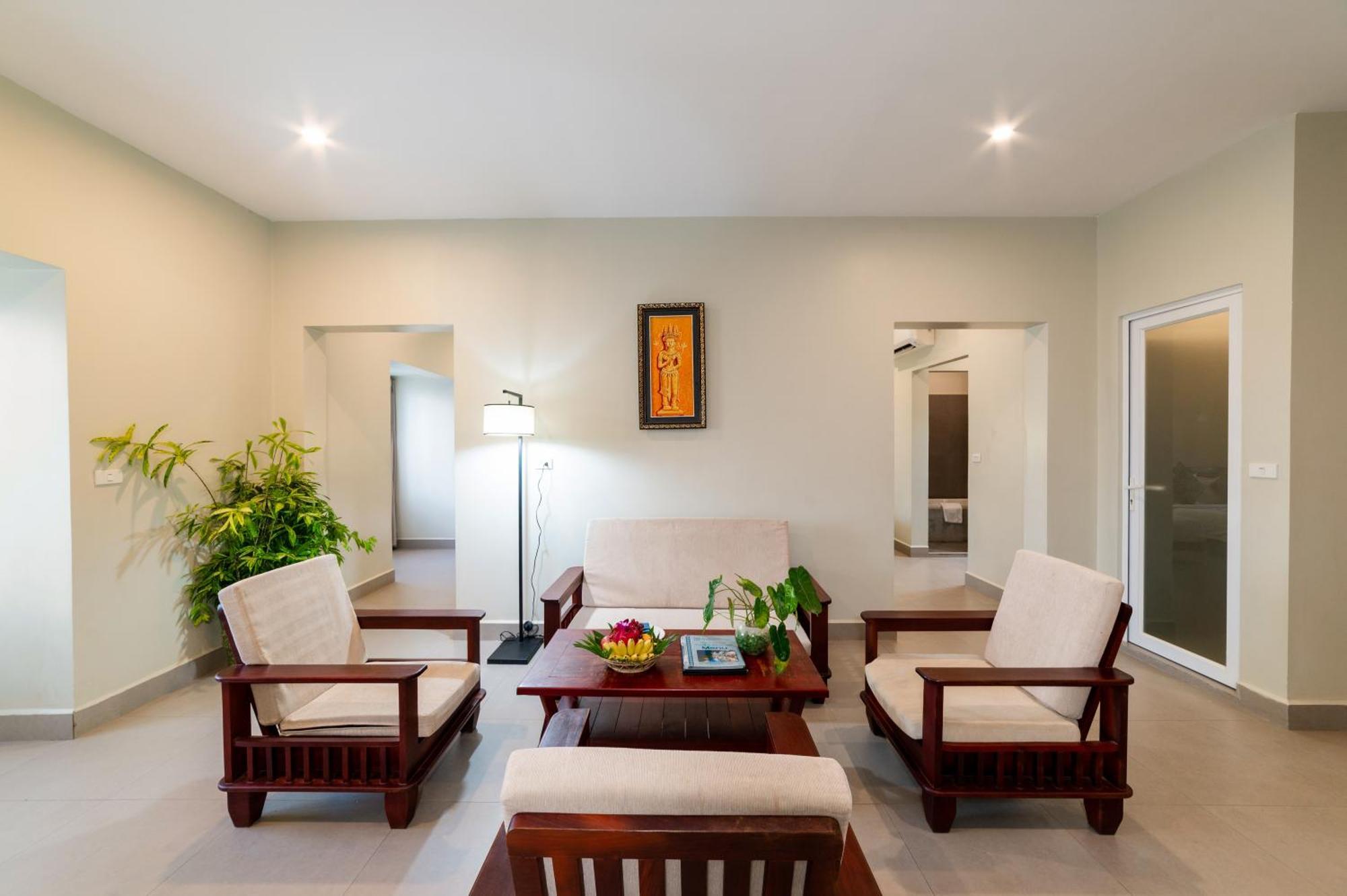 Bayon Modern Residence Siem Reap Bagian luar foto