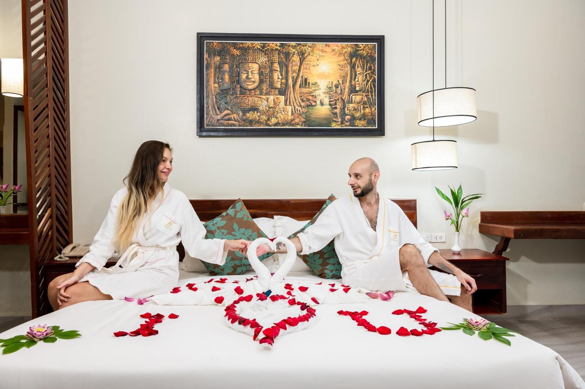 Bayon Modern Residence Siem Reap Bagian luar foto